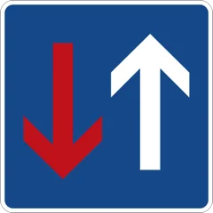 Pierwszeństwo przed nadjeżdżającymi
